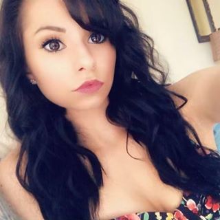 Profile Picture of Ashley Ellison (@aellisonn) on Facebook