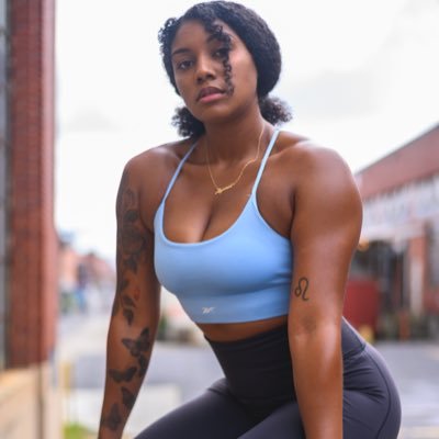 Profile Picture of Azarria White (@Azarria_White) on Twitter