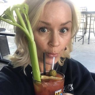 Profile Picture of Kelly Gray (@kellbellgray) on Instagram