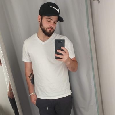 Profile Picture of Joshua Last (@jlastt_) on Twitter