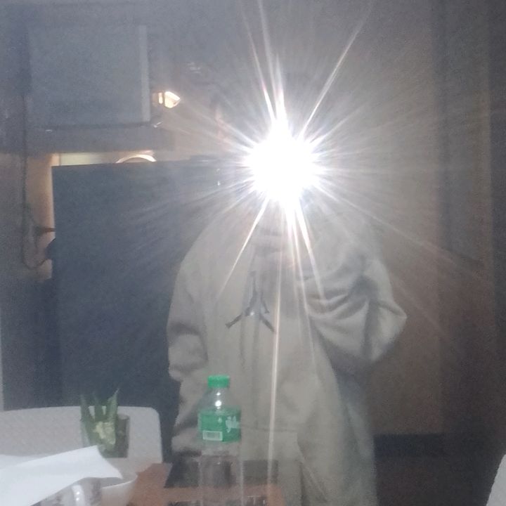Profile Picture of OFFICIAL CARL♡ (@carl.laker4) on Tiktok