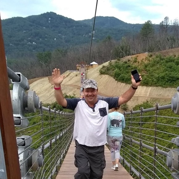 Profile Picture of Ronald Hayes (@ka2rrz) on Poshmark