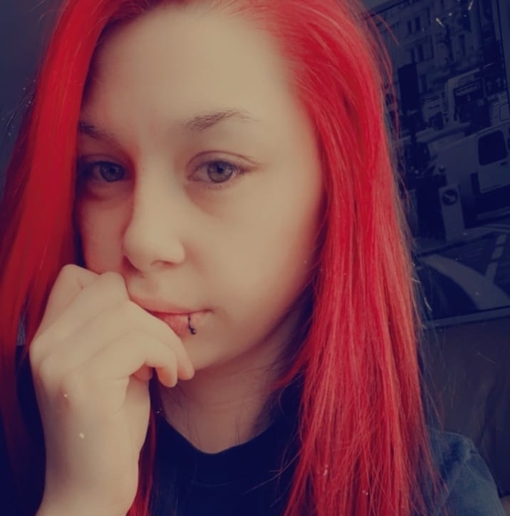 Profile Picture of Alyssa Antonioli (@alyssaantonioli) on Poshmark