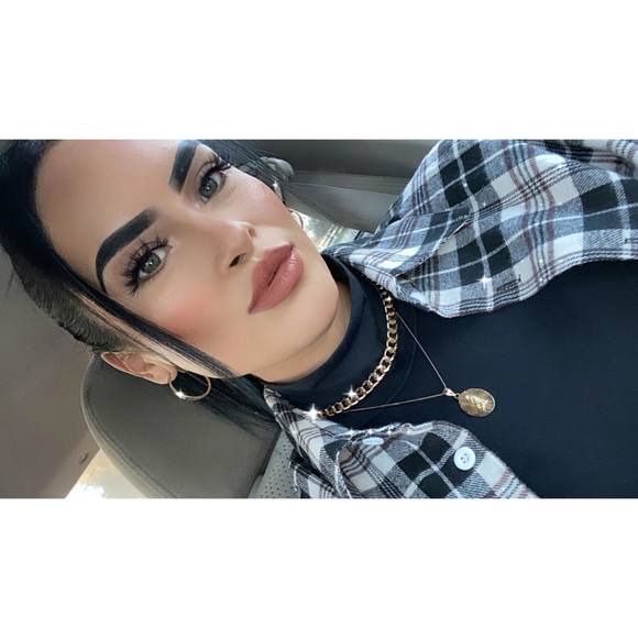 Profile Picture of Karla Martinez-caudillo (@karlawm) on Poshmark