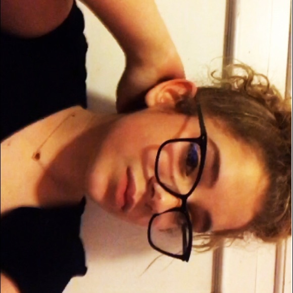 Profile Picture of Fallon Seiley (@fallonseiley) on Poshmark