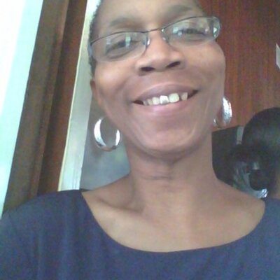 Profile Picture of Darlene (@54RoadRunner) on Twitter