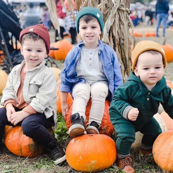 Profile Picture of John Alves (@jalves09) on Poshmark