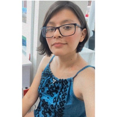 Profile Picture of Gabriela Velasco (@GabCubias) on Twitter