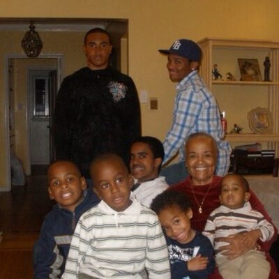 Jonathan Bennett - Twitter Profile Picture of Jonathan Bennett (@JonathanBenne15) on Twitter