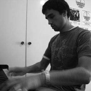 Profile Picture of Ainsley Finn (@ainsleyfinn) on Myspace