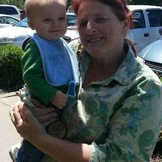 Profile Picture of Amy Robinette (@akl211) on Facebook