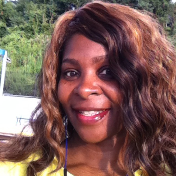 Profile Picture of Tanja Jaggers (@tljaggers) on Poshmark