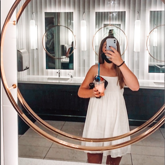 Profile Picture of Peyton Owens (@peytonowens_) on Poshmark