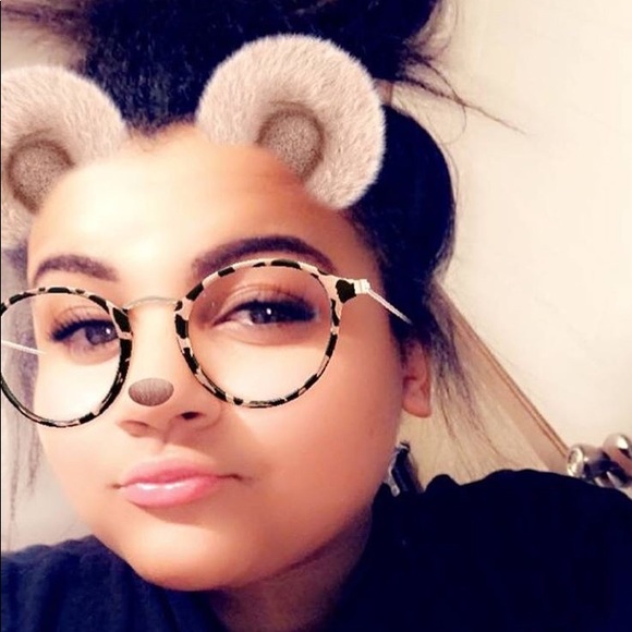 Profile Picture of Jamila Clayton (@jamila_clayton) on Poshmark