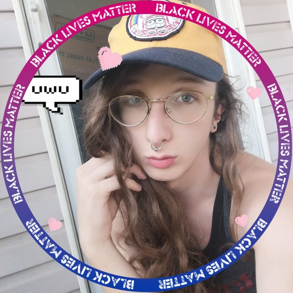 Profile Picture of Jade Walters (@jade_walters) on Poshmark