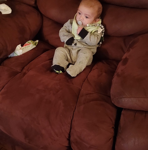 Profile Picture of Austin n avery Vires (@averyshea18) on Poshmark