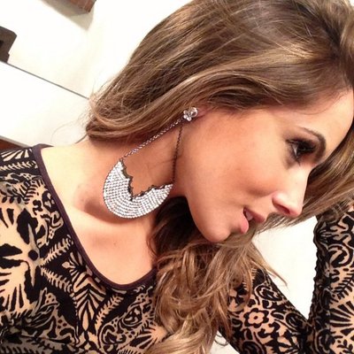 Profile Picture of Raissa (@raissa) on Twitter
