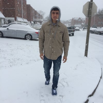 Profile Picture of Johnnysmalls (@Jayyy2155) on Twitter