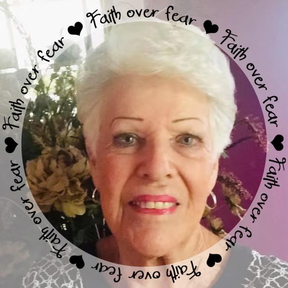 Profile Picture of Carol Mountain (@noblecar) on Poshmark