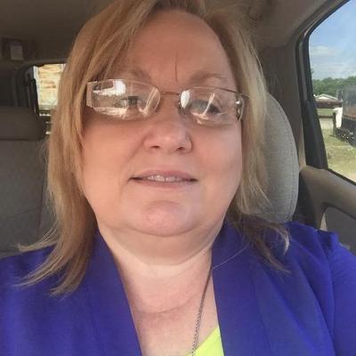 Profile Picture of Sharon Burton (@sharonataccv) on Twitter