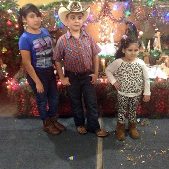 Profile Picture of Cesar Jara (@cesarjara80) on Poshmark