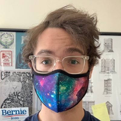 Profile Picture of Chris Mask-Wearer Kelly (@ChrisFKelly10) on Twitter