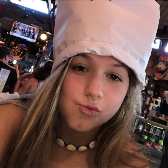 Profile Picture of Megan Wetherald (@mimijean864) on Poshmark