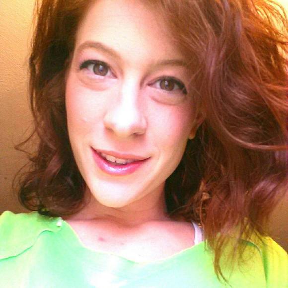 Profile Picture of Caley Lambert (@caleybrooke) on Poshmark