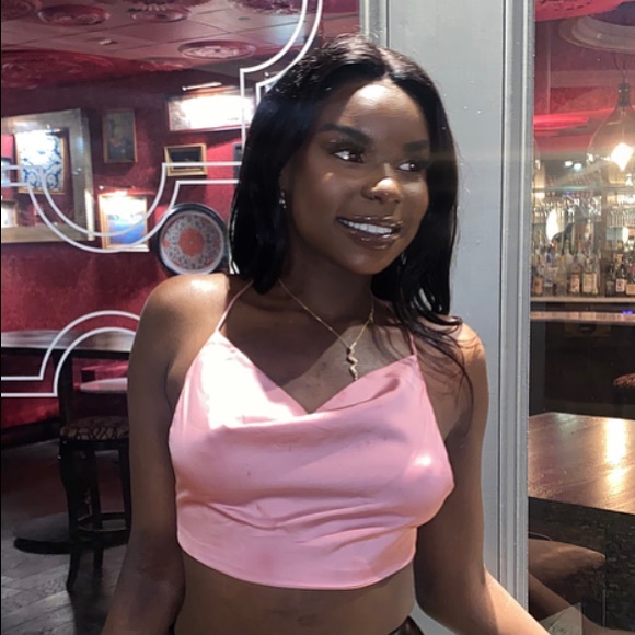 Profile Picture of Angela Odero (@angelaodero) on Poshmark