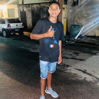 Ryan - Twitter Profile Picture of Ryan (@RyanLuc44433362) on Twitter