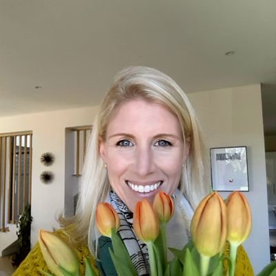 Profile Picture of Carly Donald (@CarlyButcherRSA) on Twitter