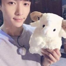 Profile Picture of Xeno (@zenobia_wright) on Twitter