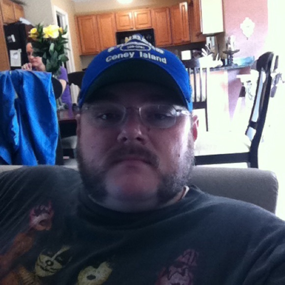 Profile Picture of Adam Rhoades (@badfishamr) on Poshmark