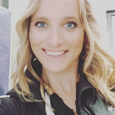 Profile Picture of Änna West (@AnnaOWest) on Twitter