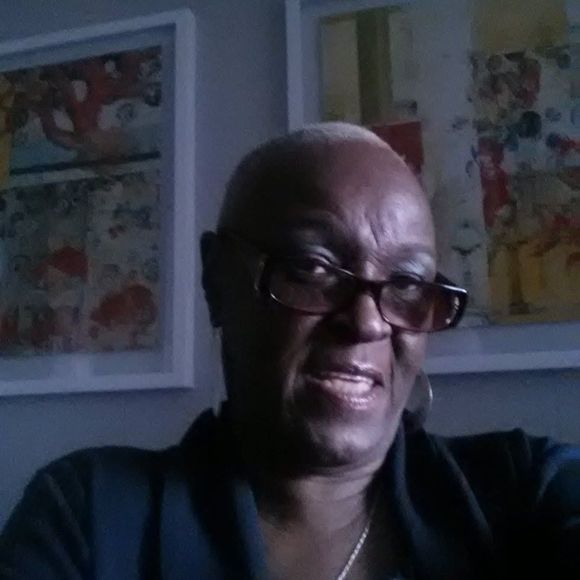 Profile Picture of Beverly Thompson (@beverly_t) on Poshmark