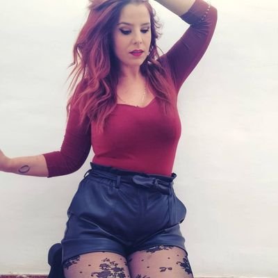 Profile Picture of Laurator (@Laura70016366) on Twitter