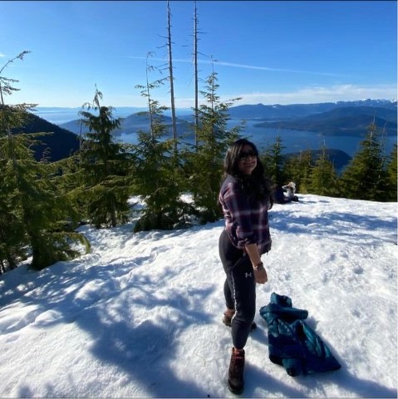 Profile Picture of Richa Tyagi (@richatyagi14) on Poshmark