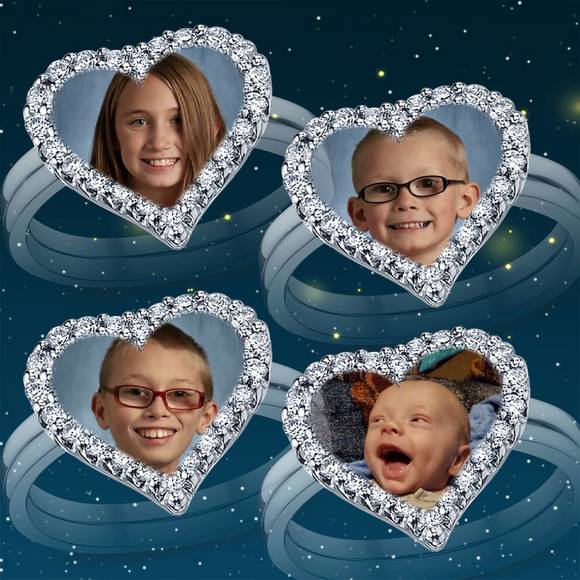 Profile Picture of Ashley Larkowski (@ashleylarkowski) on Poshmark