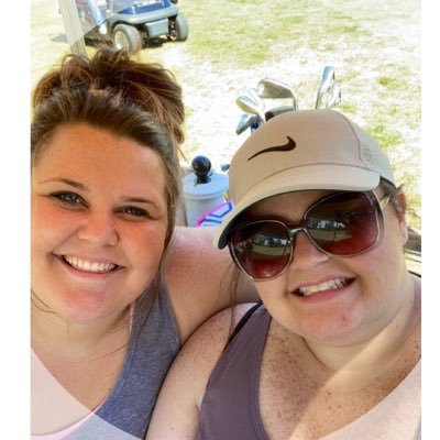 Profile Picture of Carly Swenson (@CarlySwenson15) on Twitter