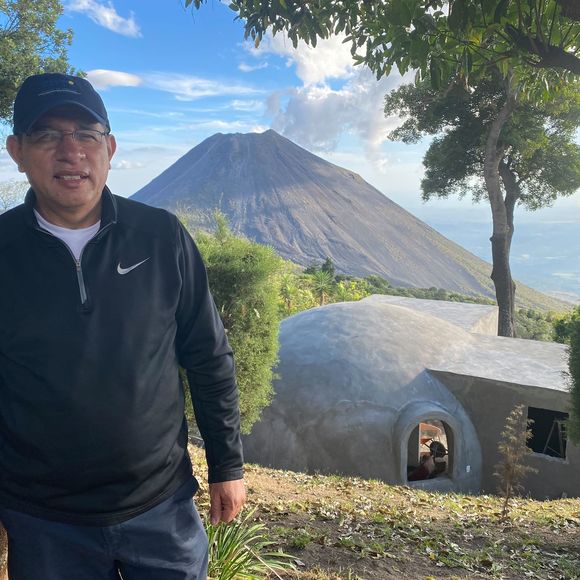 Profile Picture of José barrera Barrera (@barrera196565) on Poshmark