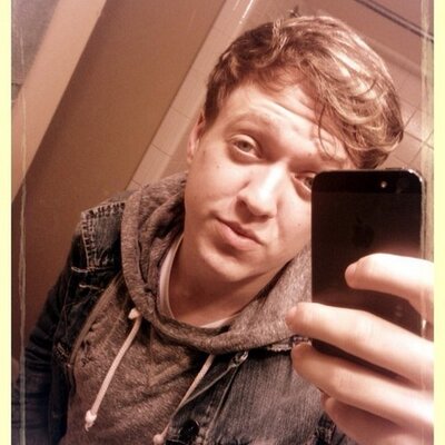 Profile Picture of Ricky-Aaron (@MrEasterling) on Twitter