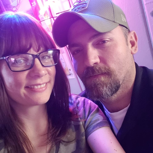 Profile Picture of Krystal Conklin (@conklinkrystal) on Poshmark