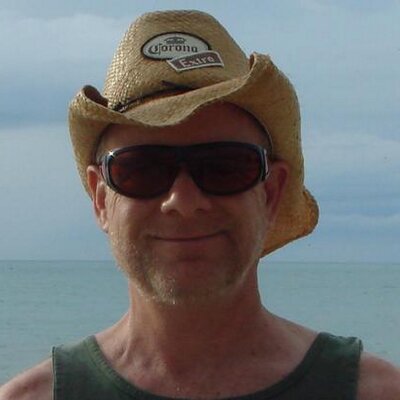 Profile Picture of Paul LeRoux (@retinue) on Twitter