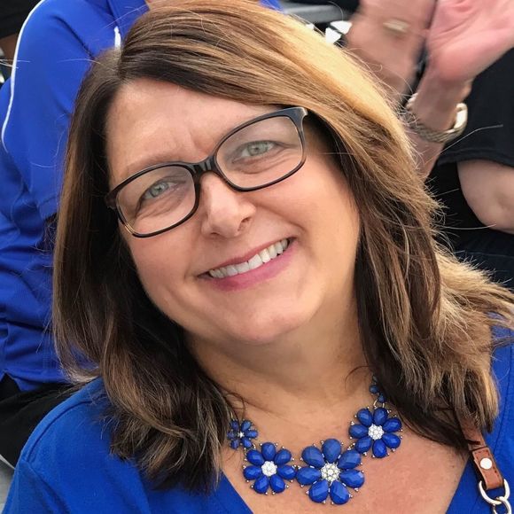 Profile Picture of Wendy Karber (@texona) on Poshmark