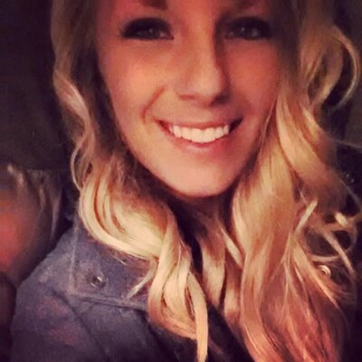 Profile Picture of Alis Connor (@alis_connor) on Twitter