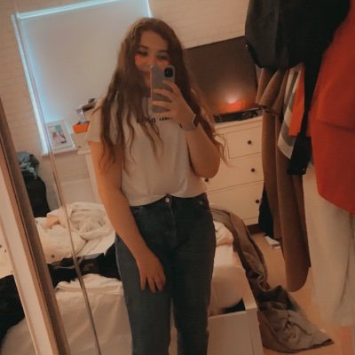 Profile Picture of Rose McConnell (@RoseMcConnell19) on Twitter