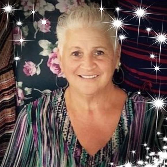 Profile Picture of Lisa Monteiro (@lmonteiro03) on Poshmark