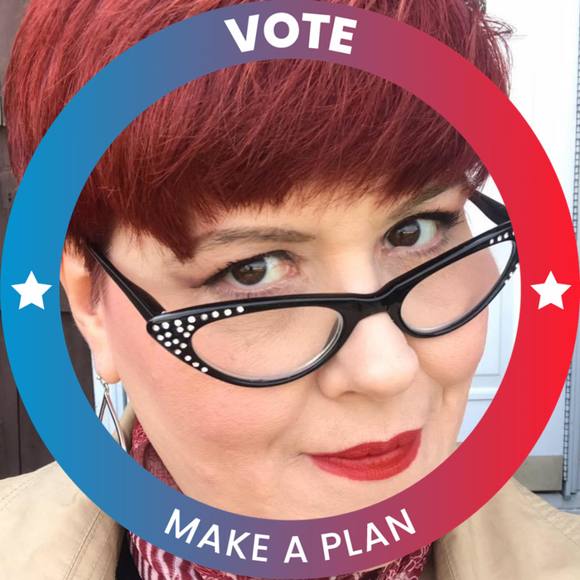 Profile Picture of Heidi Resky (@heidisinger) on Poshmark