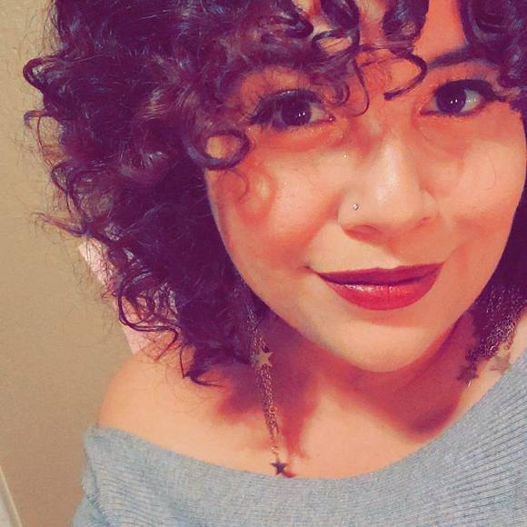 Profile Picture of Dalene Sanchez (@dalenesanchez) on Poshmark