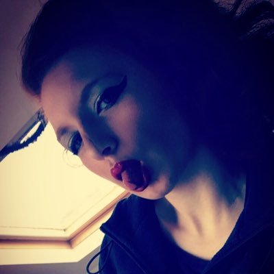 Profile Picture of Molly Pryor (@gossip_g20986) on Twitter